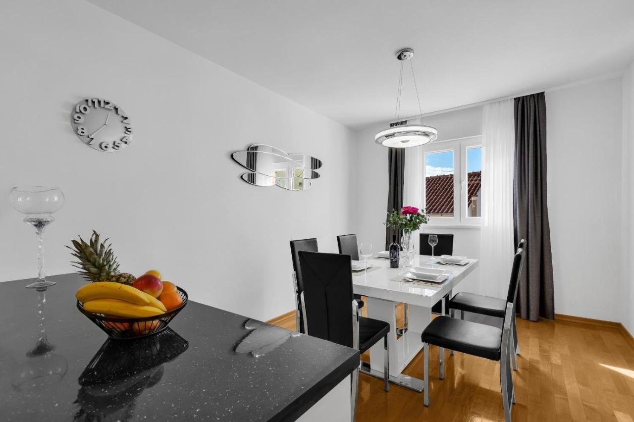 Apartman Linea Makarska Exterior foto